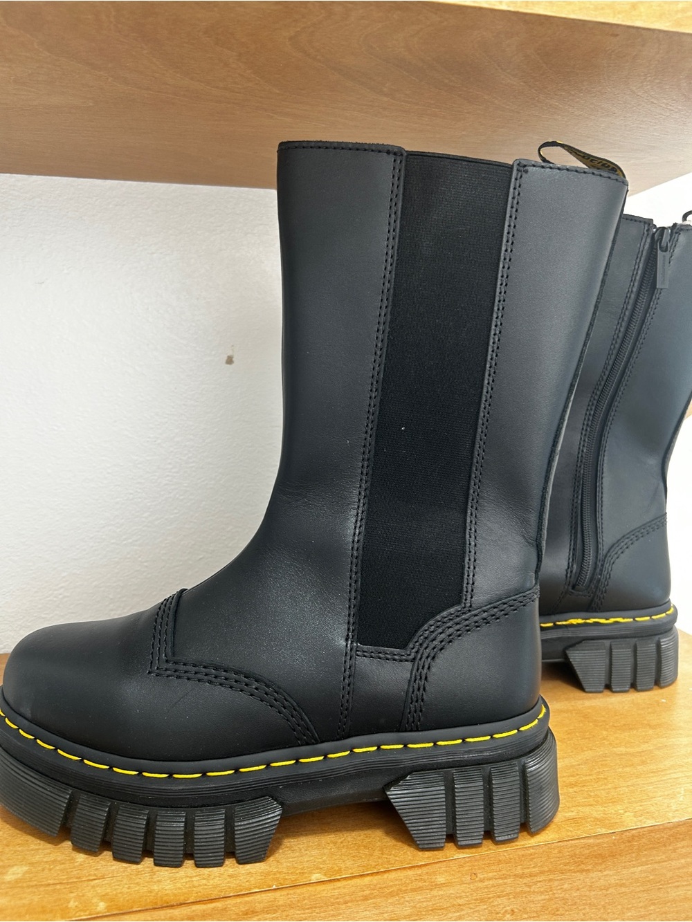 Dr. Martens Women's Audrick Chelsea Platform Tall Chelsea Boot 10 - Picture 5 of 10